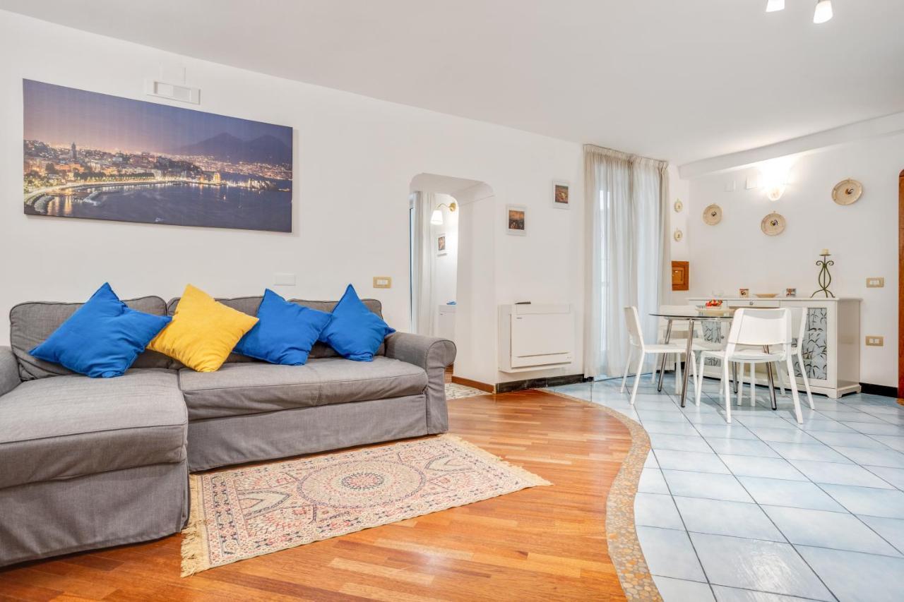 Guesthost - Casa Querida Central & Elegant Flat Naples Luaran gambar